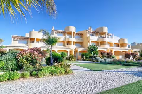 Exploring the Opulence: Villas and Luxury Villas in Dubai